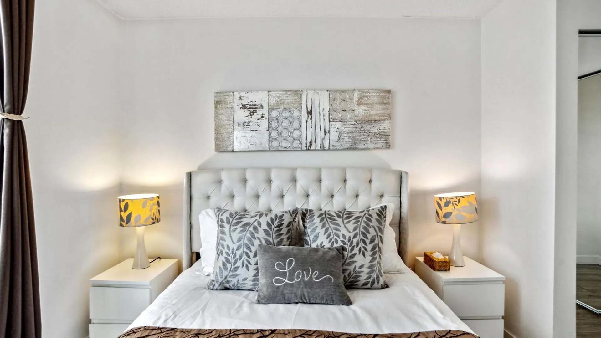 The Altitude,Luxury At Its Best Vancouver Apartment