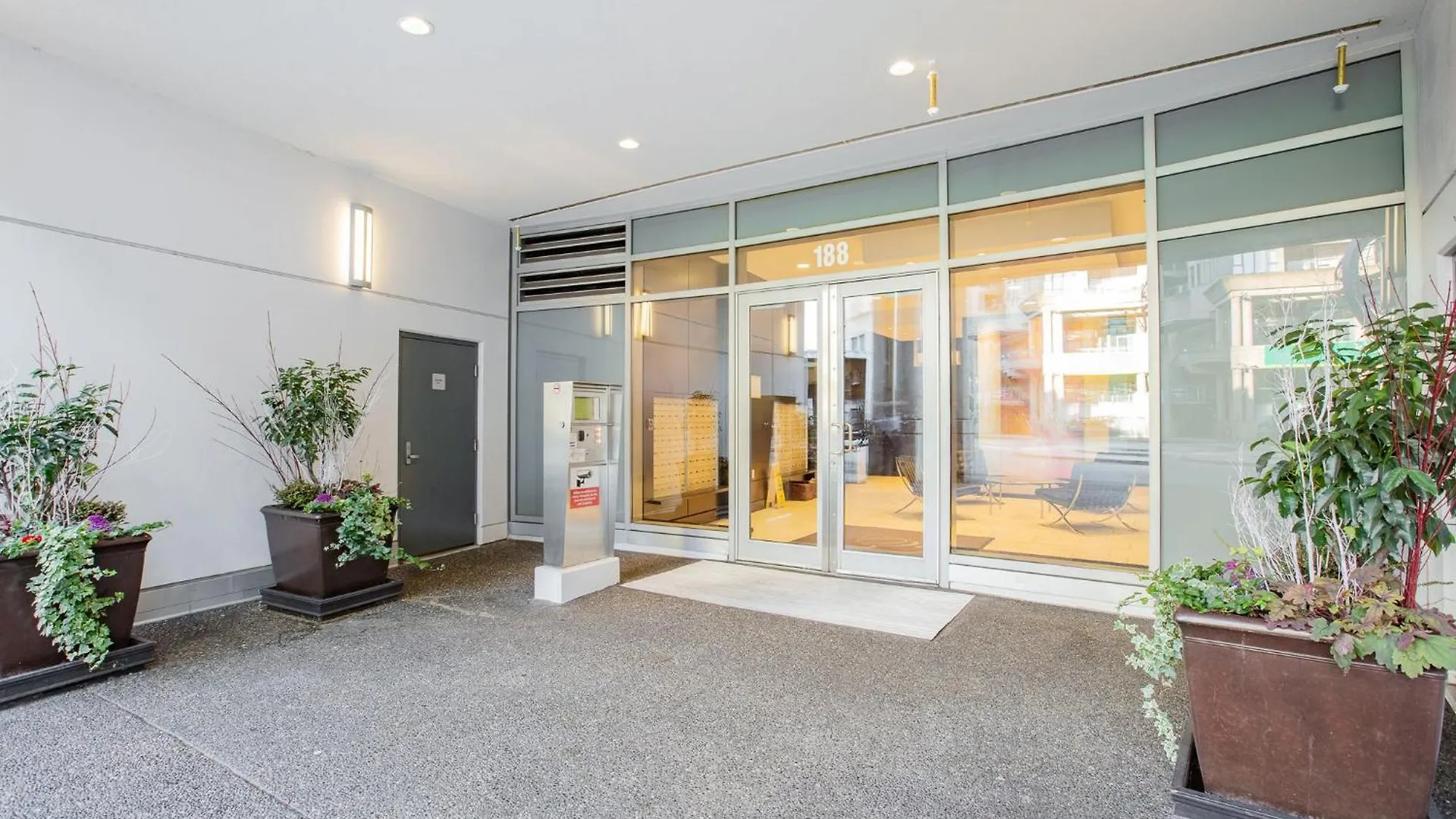 The Altitude,Luxury At Its Best Vancouver Apartment